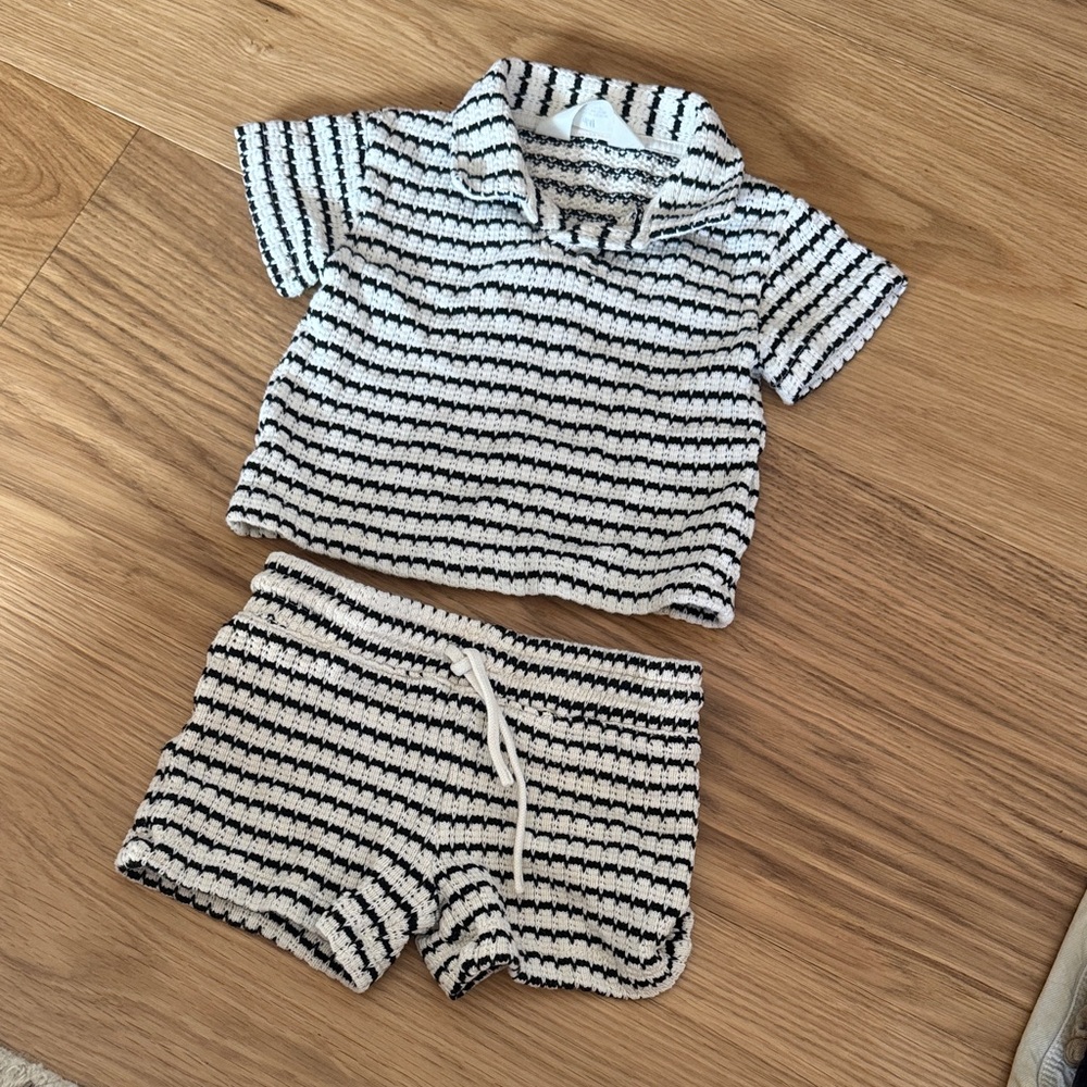 H&M Black and White Knit Toddler Set